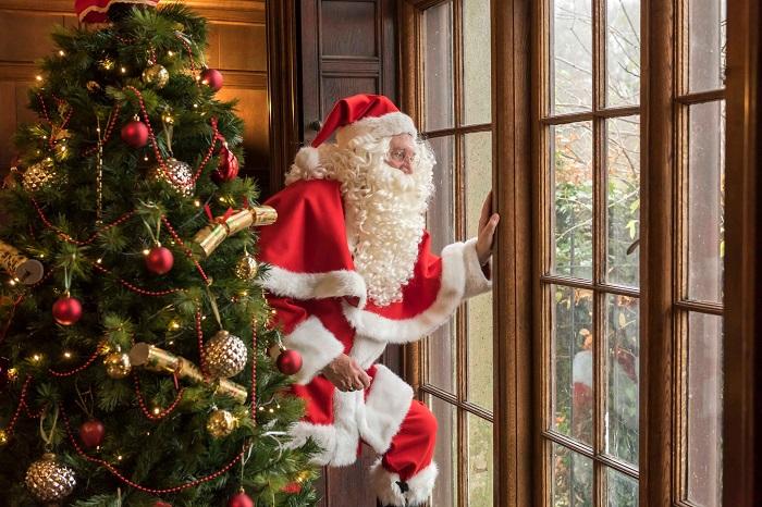 Santa at Astley Hall
